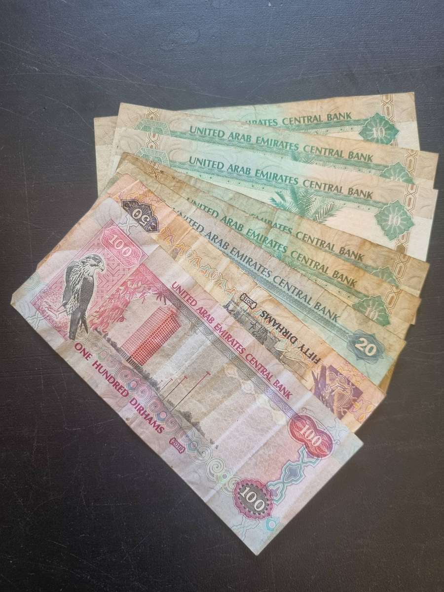 UAE Currency. More Will be added if not sold 270 Dinar