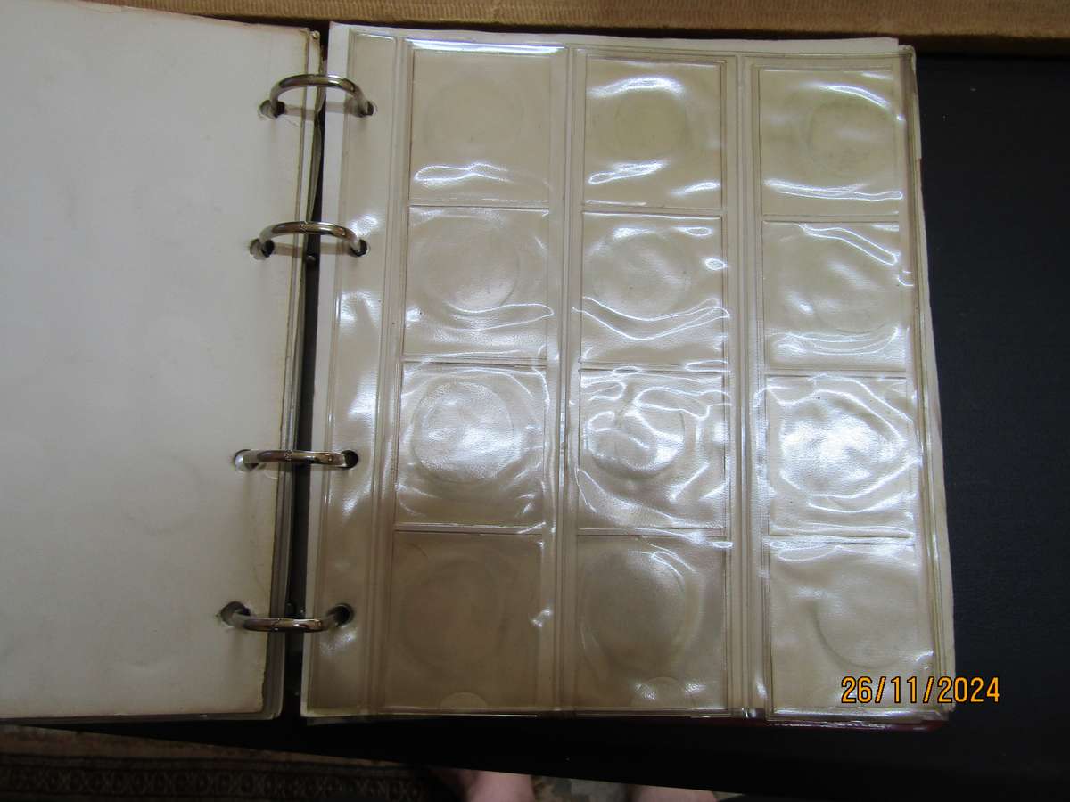 10 Pages Album  Empty with sleeves