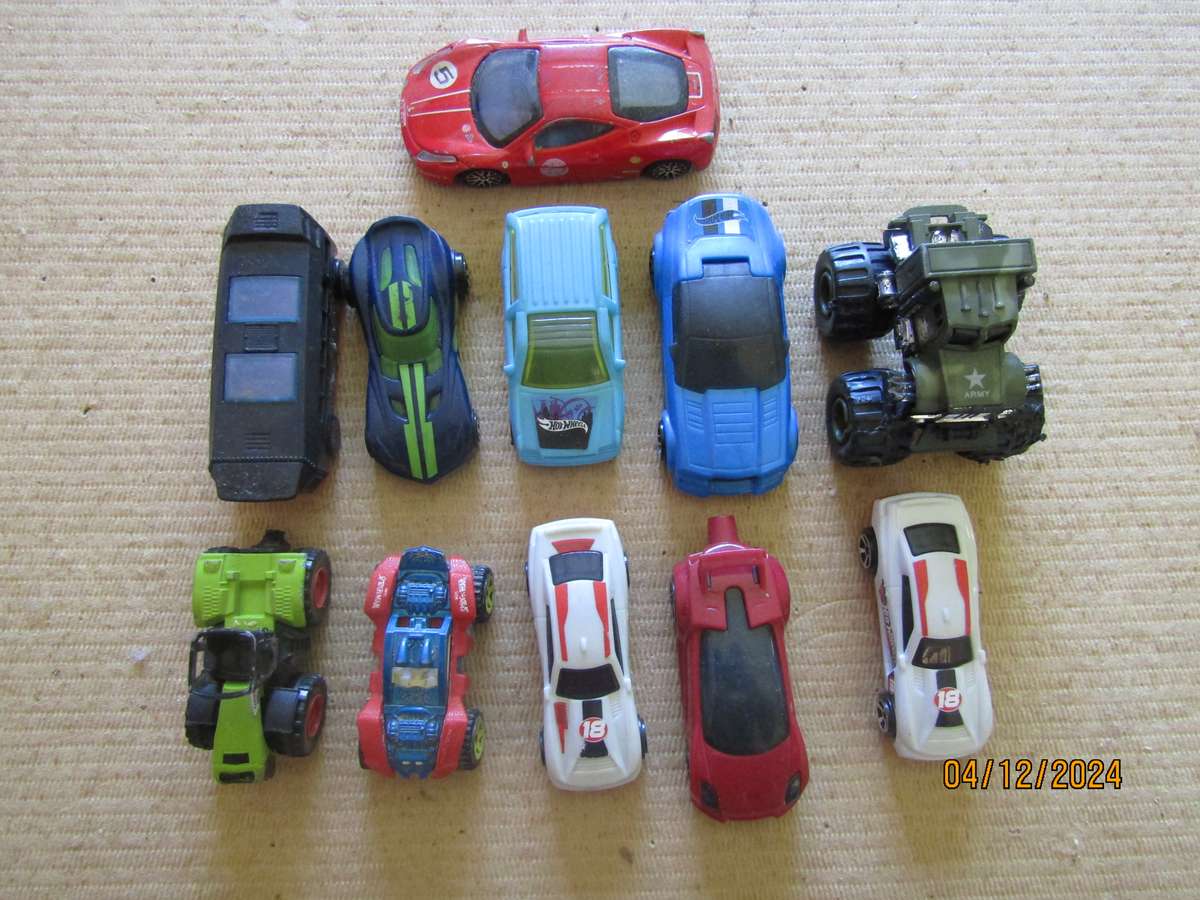 11 Hotwheels and other Plastic Cars