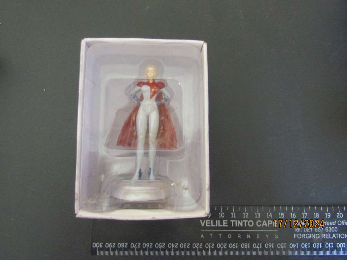 DC Comics Eaglemoss Chess Piece (Power Girl)