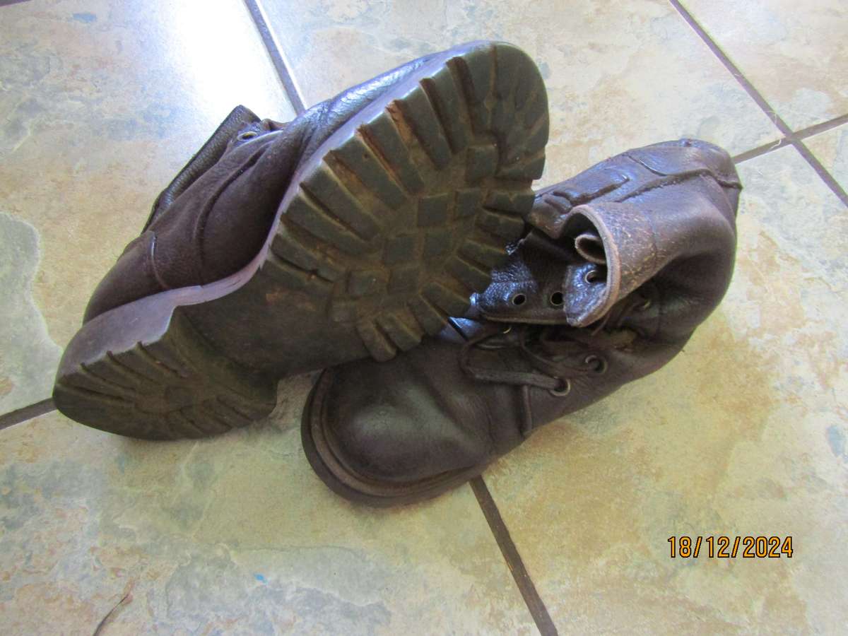 SADF Army Boots  size 7