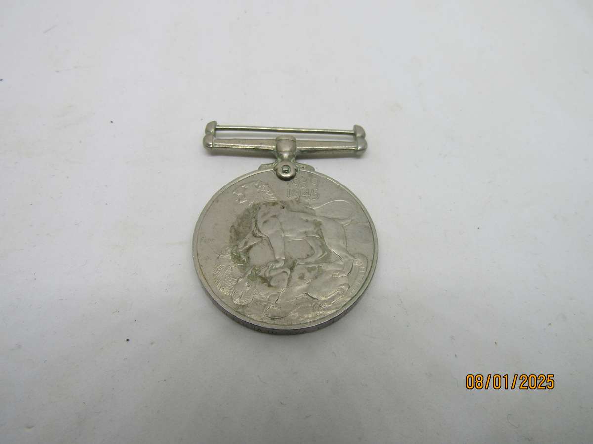 WW2 The 1939 to 1945 Medal to J van Deventer