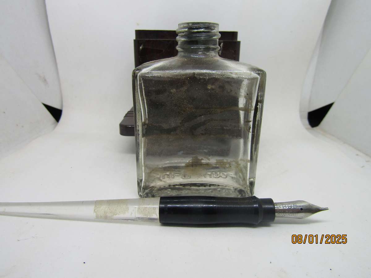 Fountain of Ink British ink Pot with Esterbrook 9558 Quill Pen.