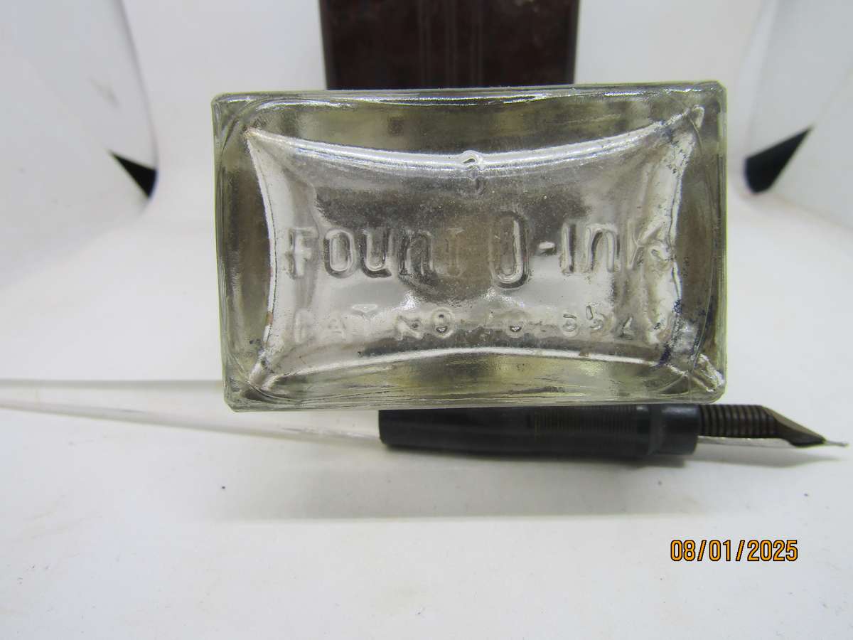 Fountain of Ink British ink Pot with Esterbrook 9558 Quill Pen.