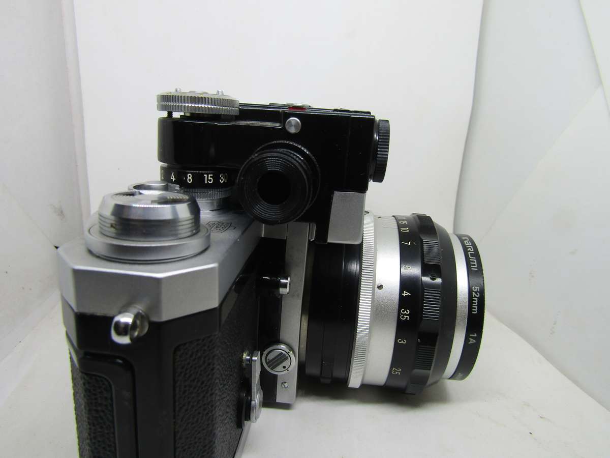 Chrome Nikon F 35mm film slr camera photomic meter nikkor-h 1:2 f50mm kogaku lens. Immaculate. Work