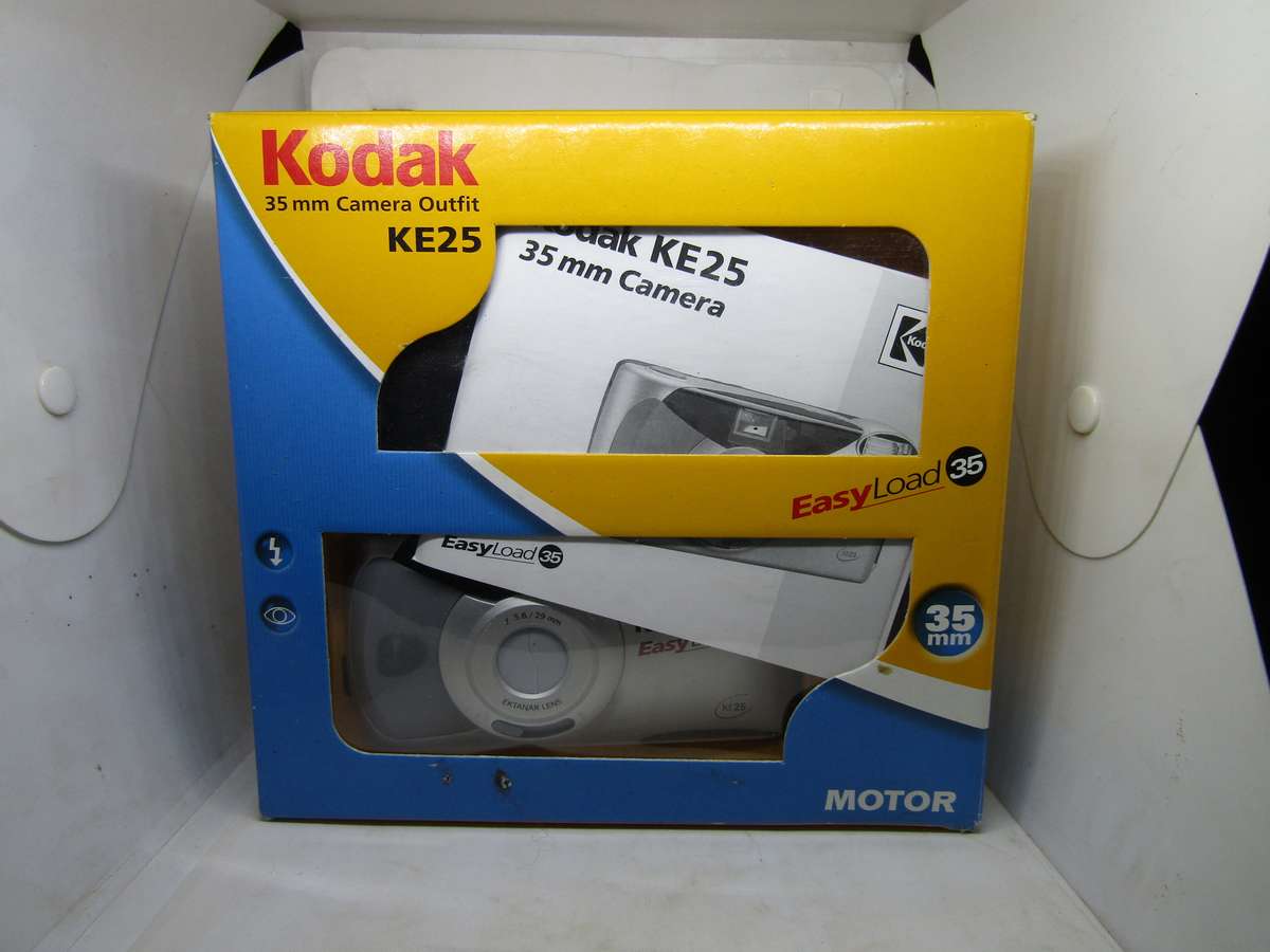 Kodak 35mm Camera Outfit KE25. New in box
