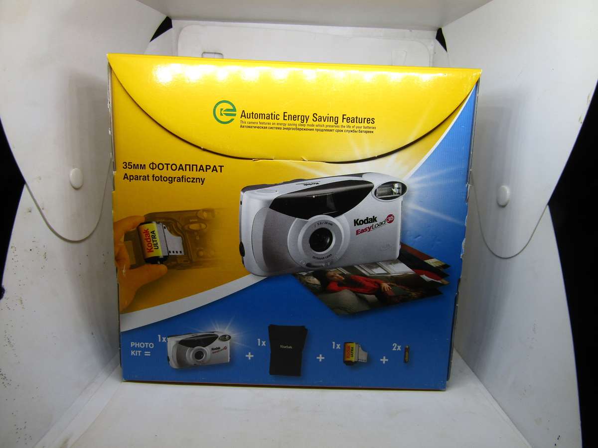 Kodak 35mm Camera Outfit KE25. New in box