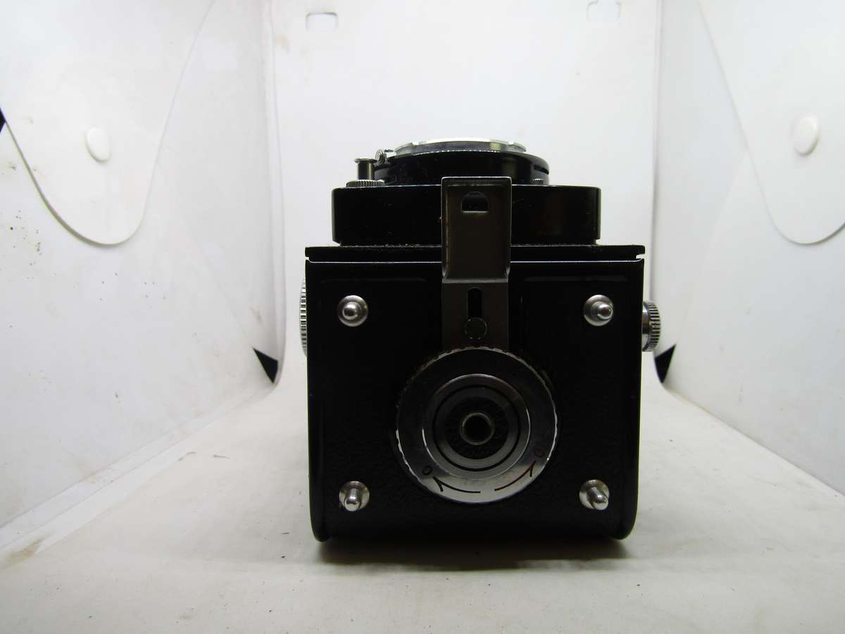 1955 Yashica - C Box Camera Untested. Very Clean Condition.