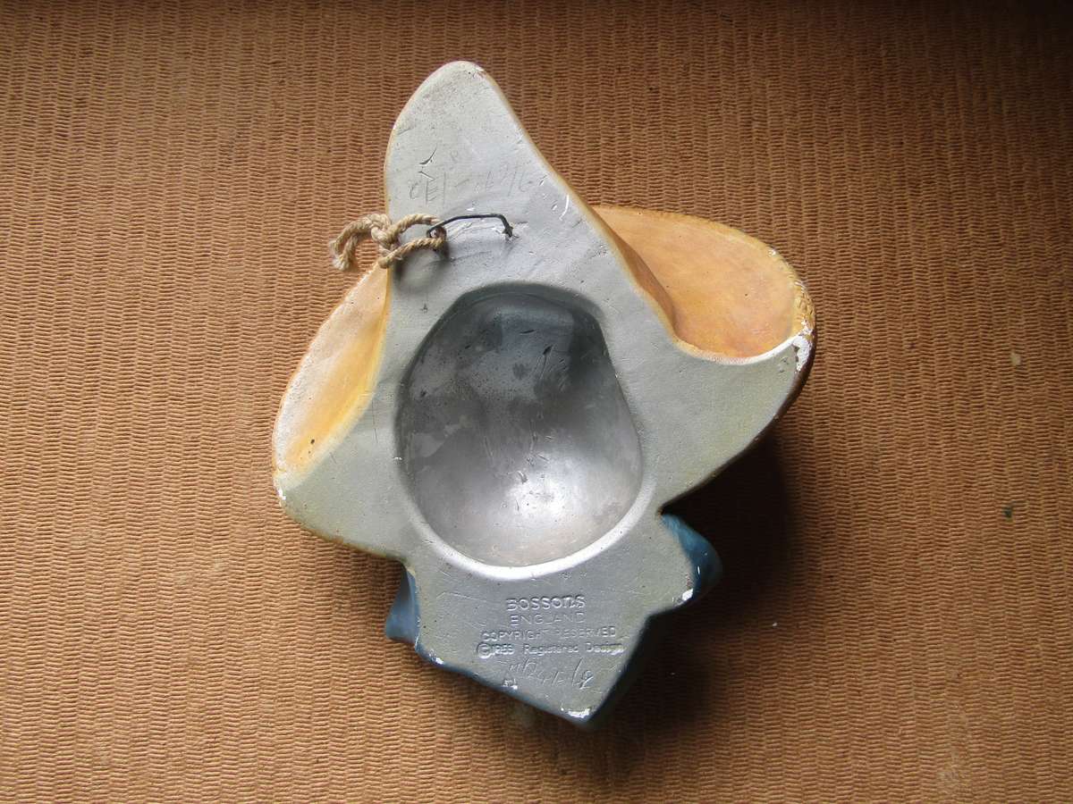 4 Vintage Bossons Head Figurine - Made in England. Buy now for the lot.