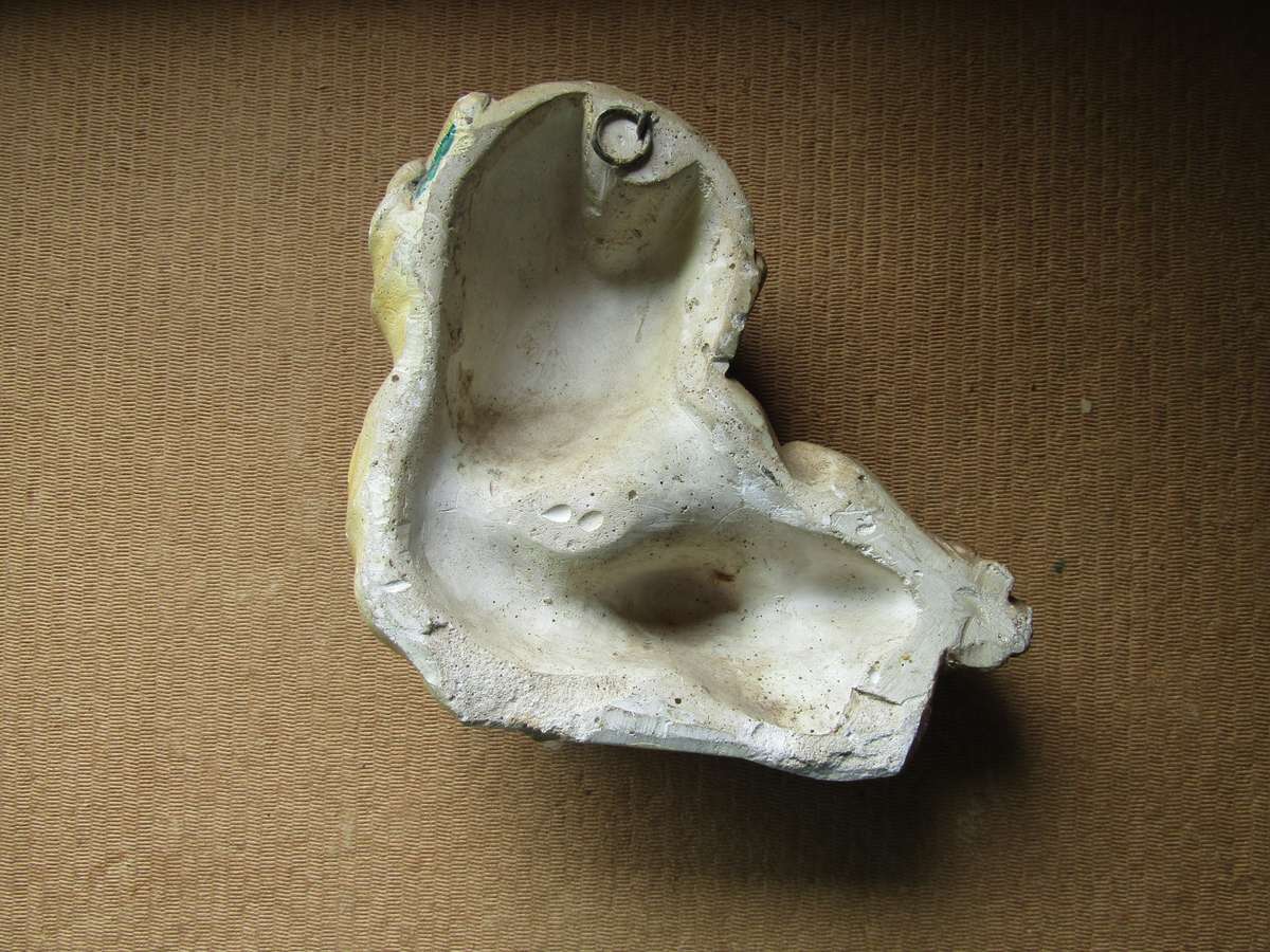 4 Vintage Bossons Head Figurine - Made in England. Buy now for the lot.