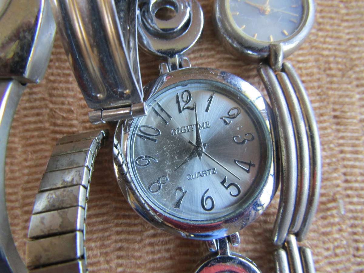 Various Women's Wrist Watches. Spares or restoration