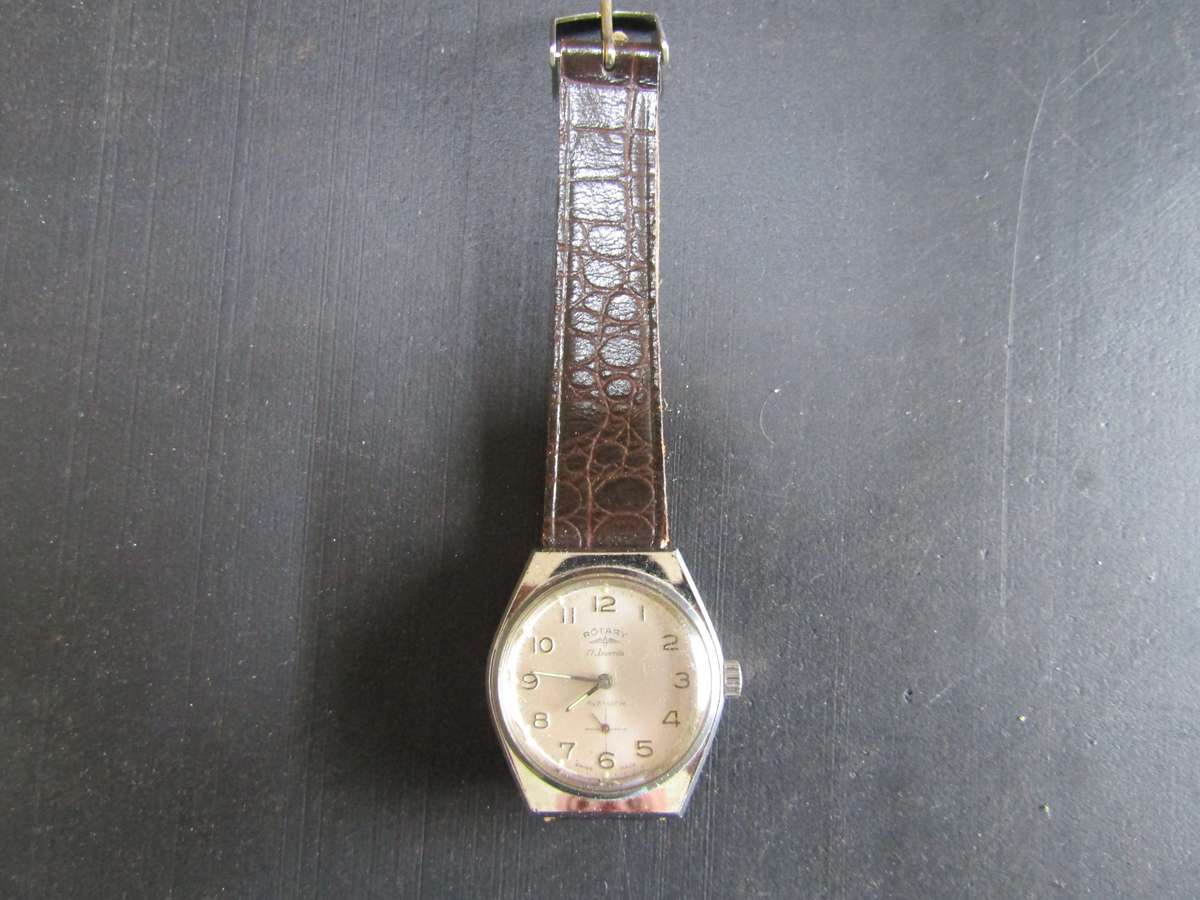 Rotary Avenger Men's watch.  Works.