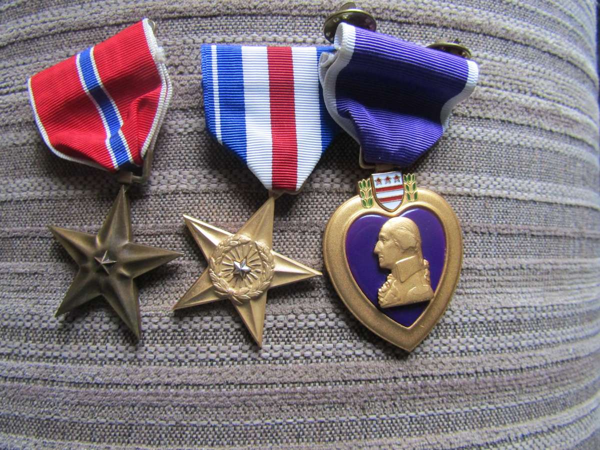 Purple Heart and 2 other USA medals Full size Medal replica
