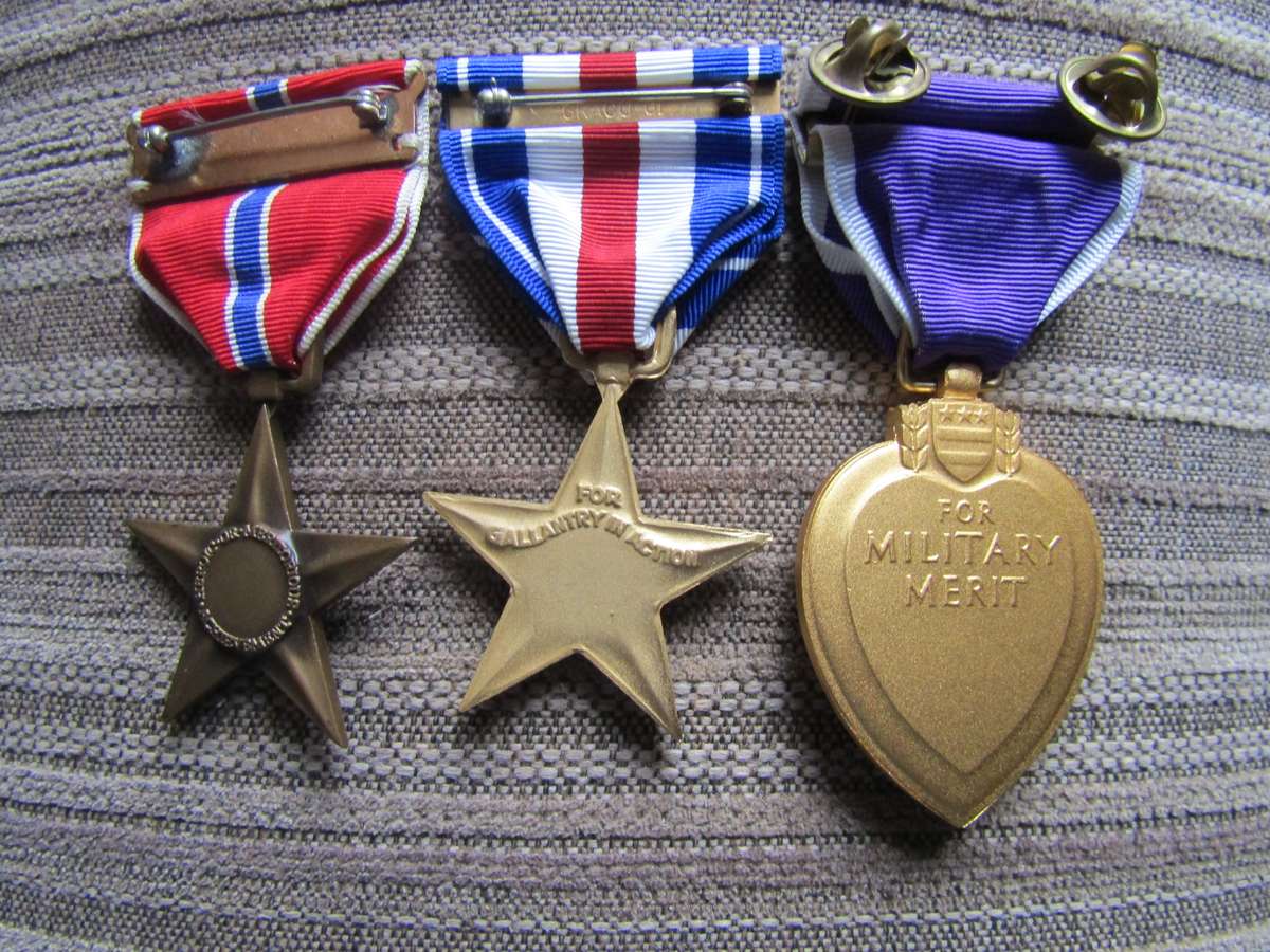 Purple Heart and 2 other USA medals Full size Medal replica