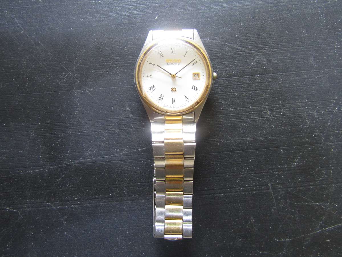 Seiko 5Y22-8088 CK Date Watch. Spares or Restoration. 3.5cm