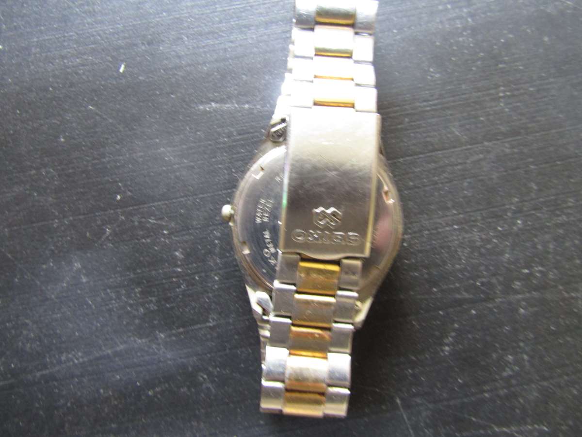 Seiko 5Y22-8088 CK Date Watch. Spares or Restoration. 3.5cm