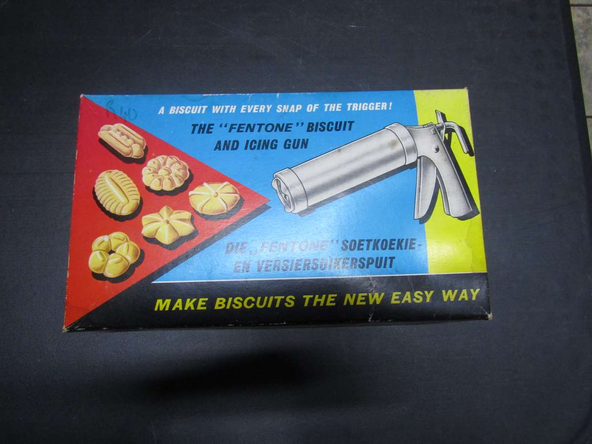 The Fentone Biscuit and Aluminum  Icing Gun with 6 shapes