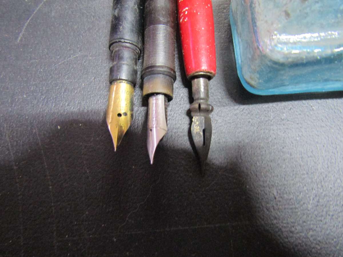 Late 1800 Ink Bottle with 3 Quill Pens Easterbrook Founto ink and Herm Leif