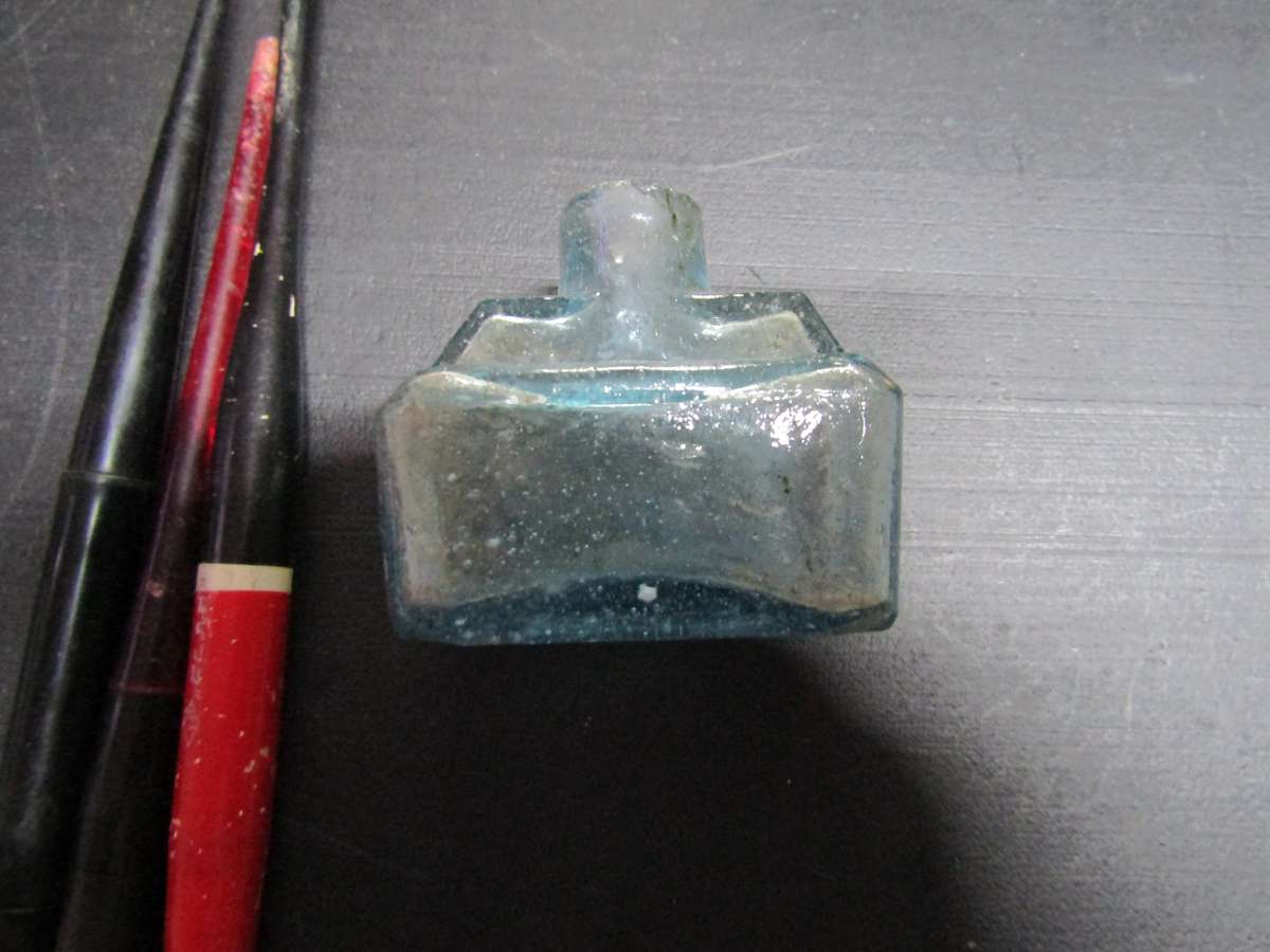 Late 1800 Ink Bottle with 3 Quill Pens Easterbrook Founto ink and Herm Leif