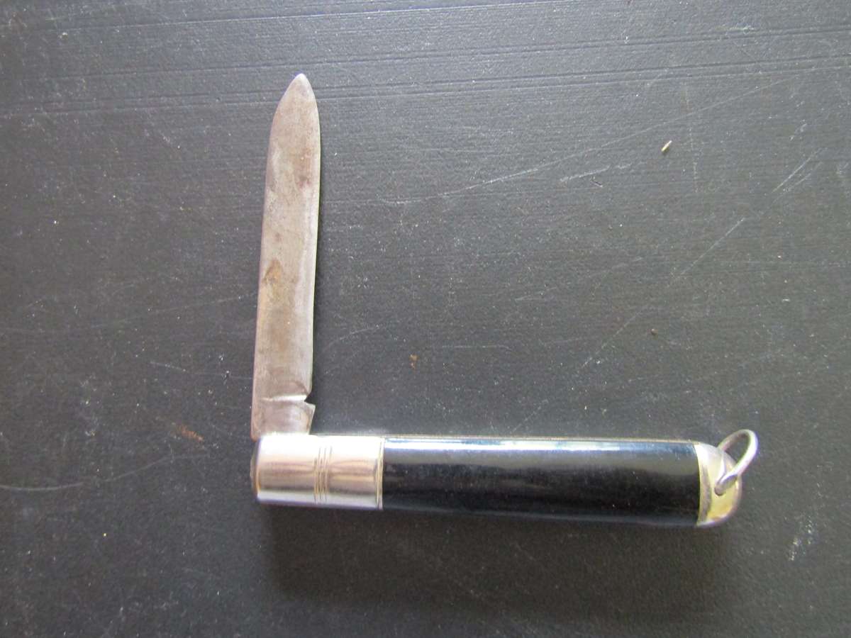 18 Cm Shefield Knife with Africa Motive Handel.