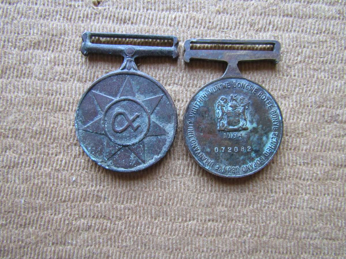 2 SADF Unitas Medal  Buy per medal Full Size