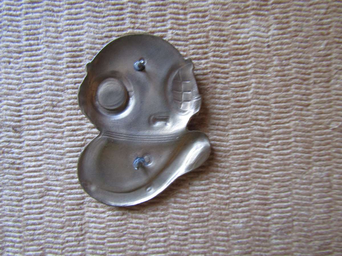 SADF Recce Commando Divers Badge 1st Pattern. Pins intact. Not Numbered Bronze