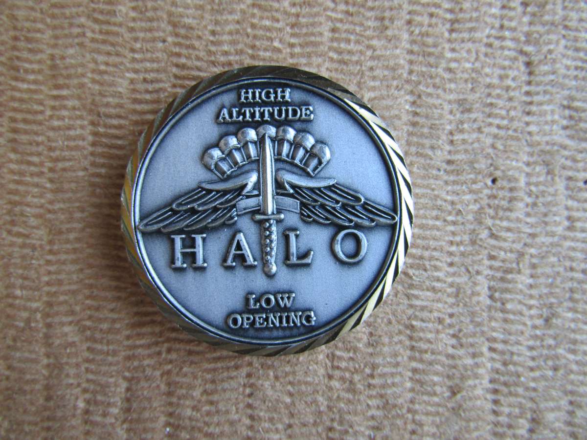 US Halo Free Falling Parachute Challenge Coin (A11)