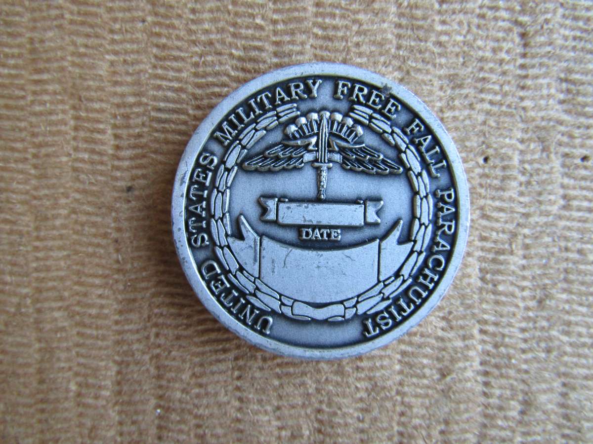 US Halo Free Falling Parachute Challenge Coin (A11)