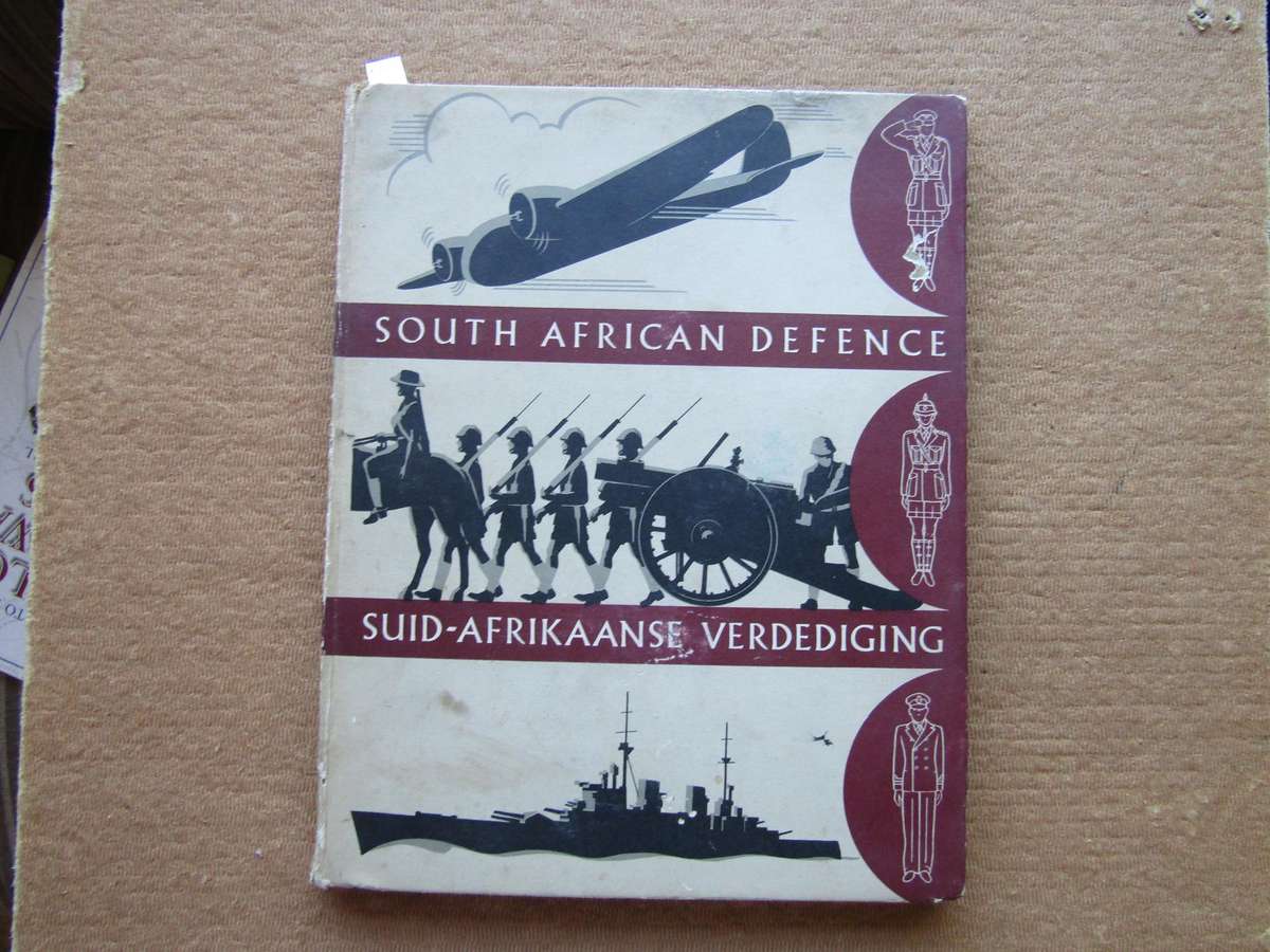The South African Defence With 100 Original color Cigarette cards (B)
