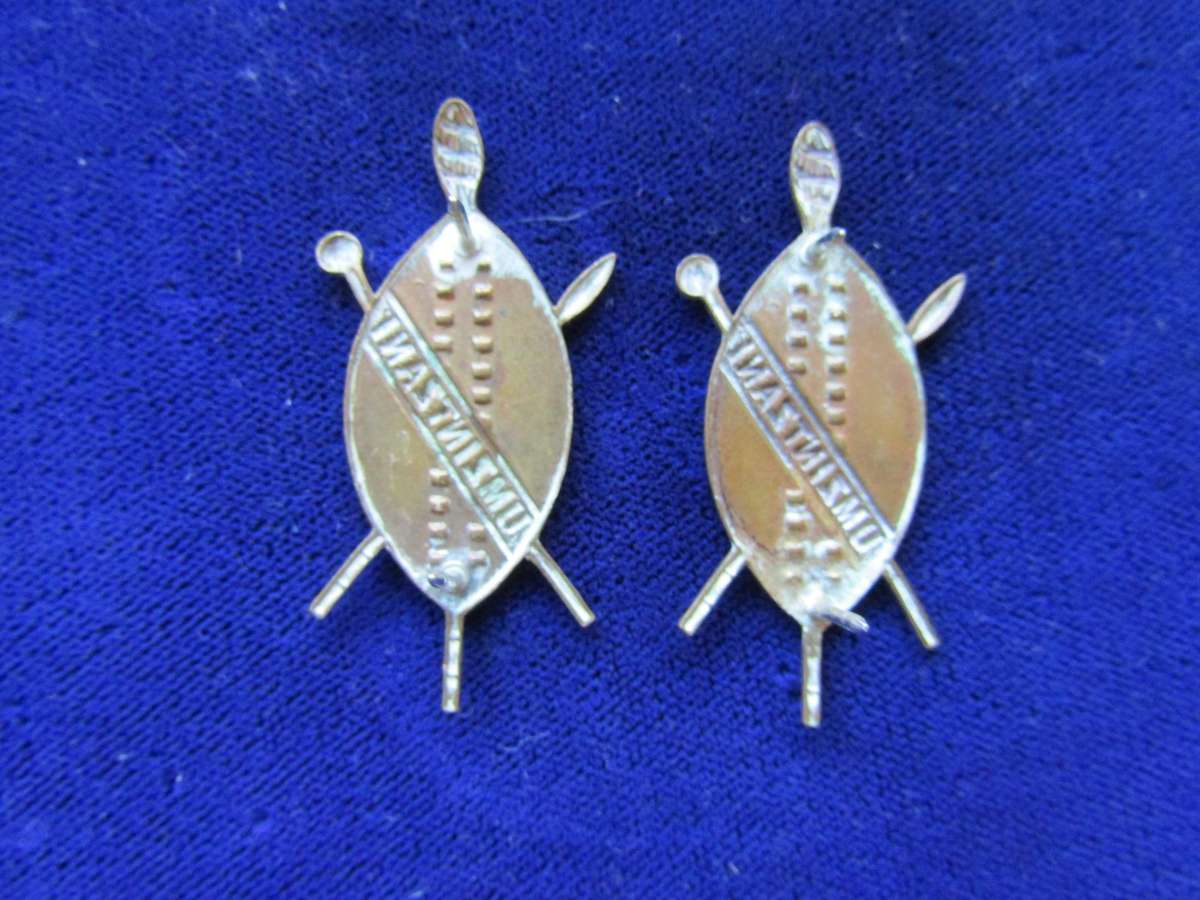 Pair of Umzintzani Prince Alfred Volunteers Collar Badges. Pins intact.