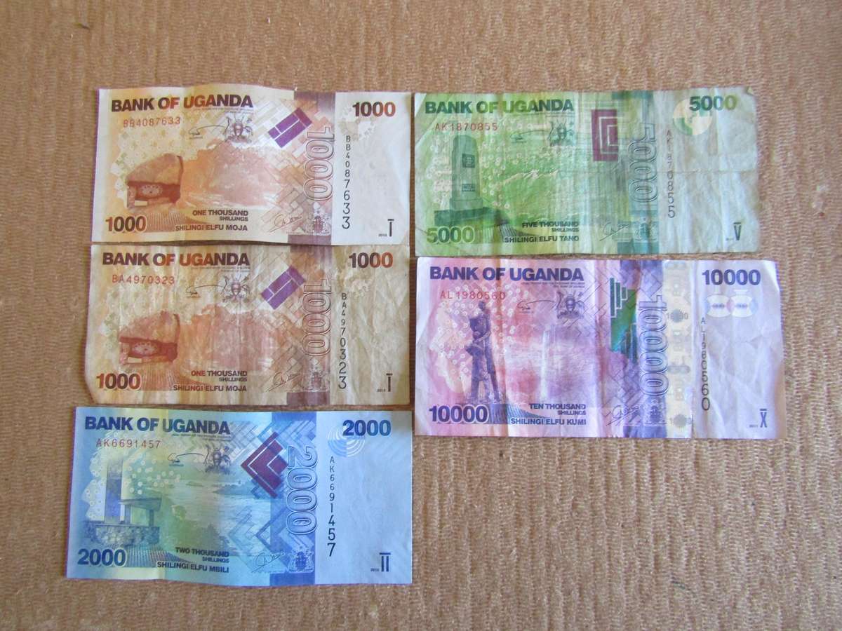 Bank of Uganda 1000 tp 10 000  Shilingi Banknotes