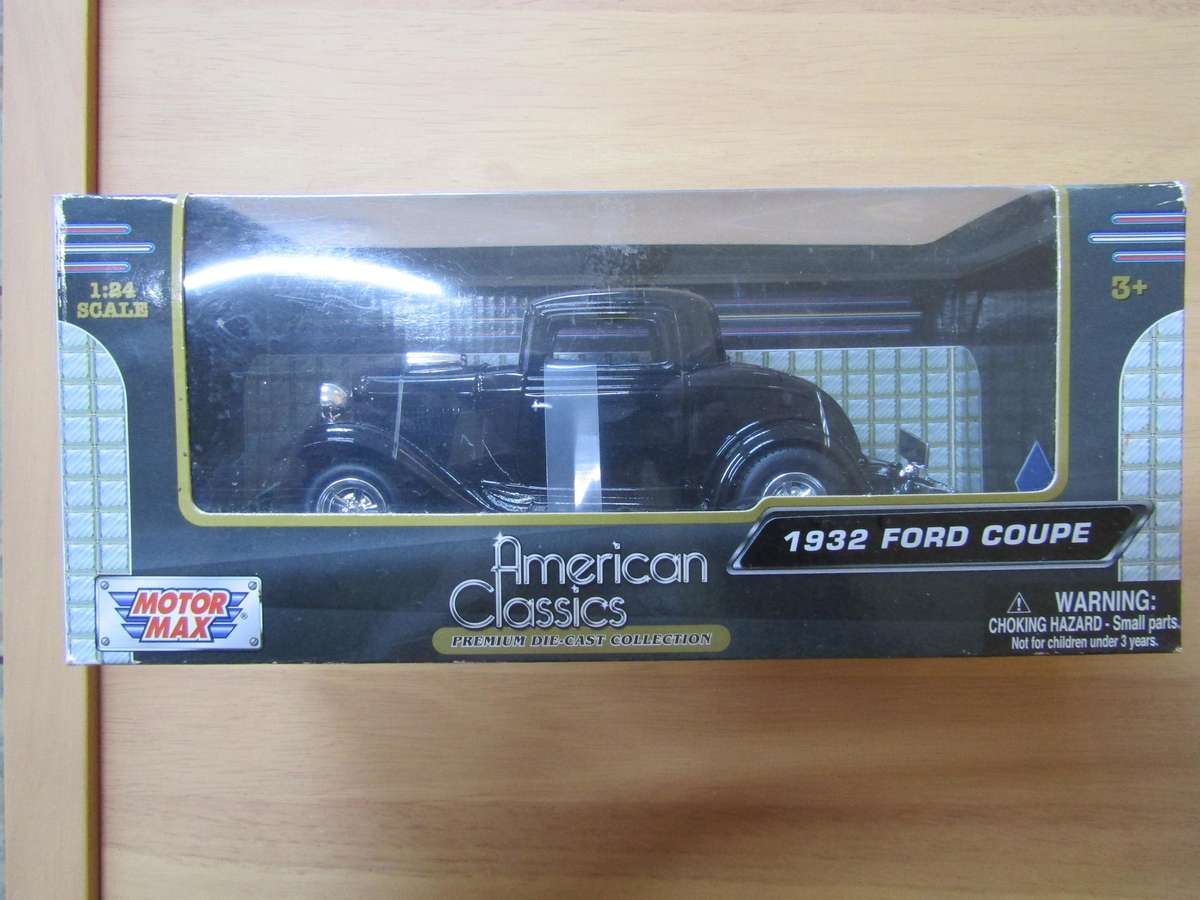 Motormax American Classic - 1932 - Ford Coupe - Scale 1:24