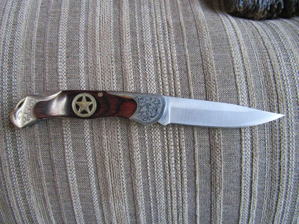 Columbia Folding Pocket Knive.  Blade 10cm