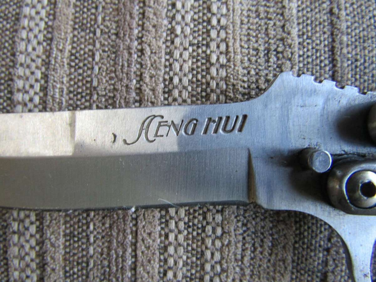 8 Various Stainless Steel Pocket Knives