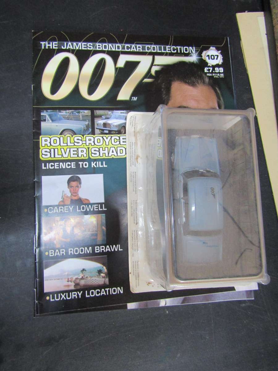 007 Rolls Royce Silver Shadow 11 - Licence to Kill - scale 1/43. Sealed. With Book Nr 107