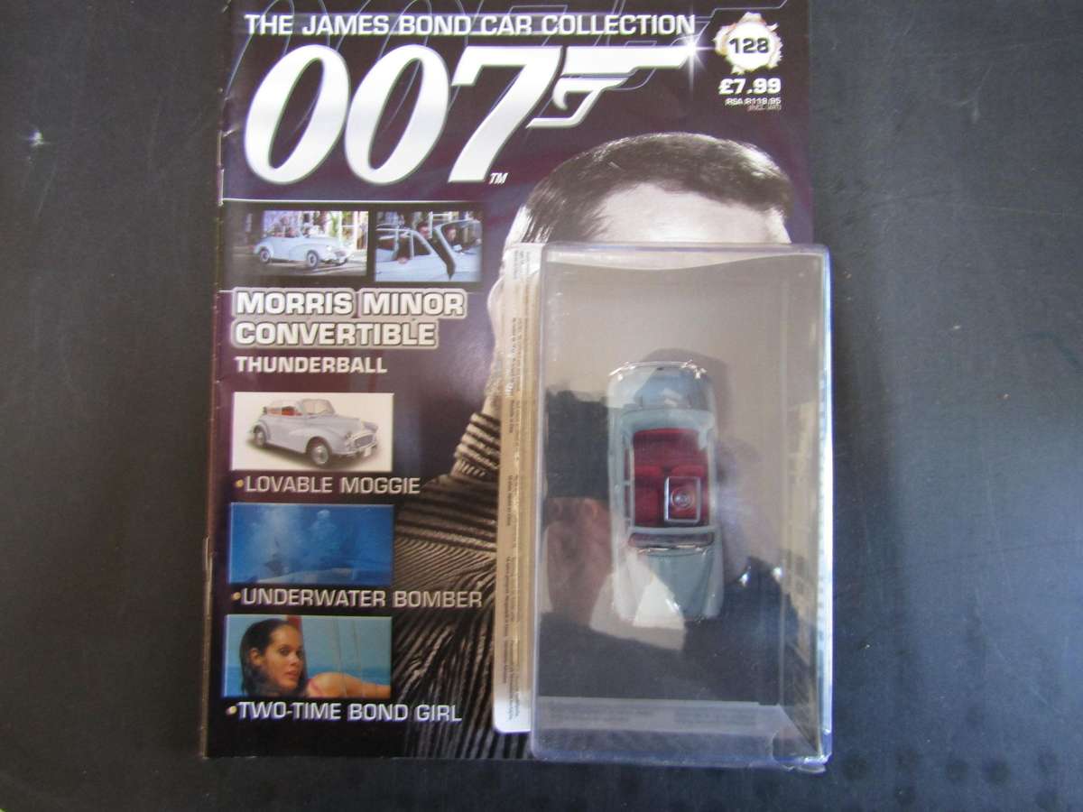 007 Morris Minor Convertible   - Thunderball - scale 1/43. Sealed. With Book Nr 128