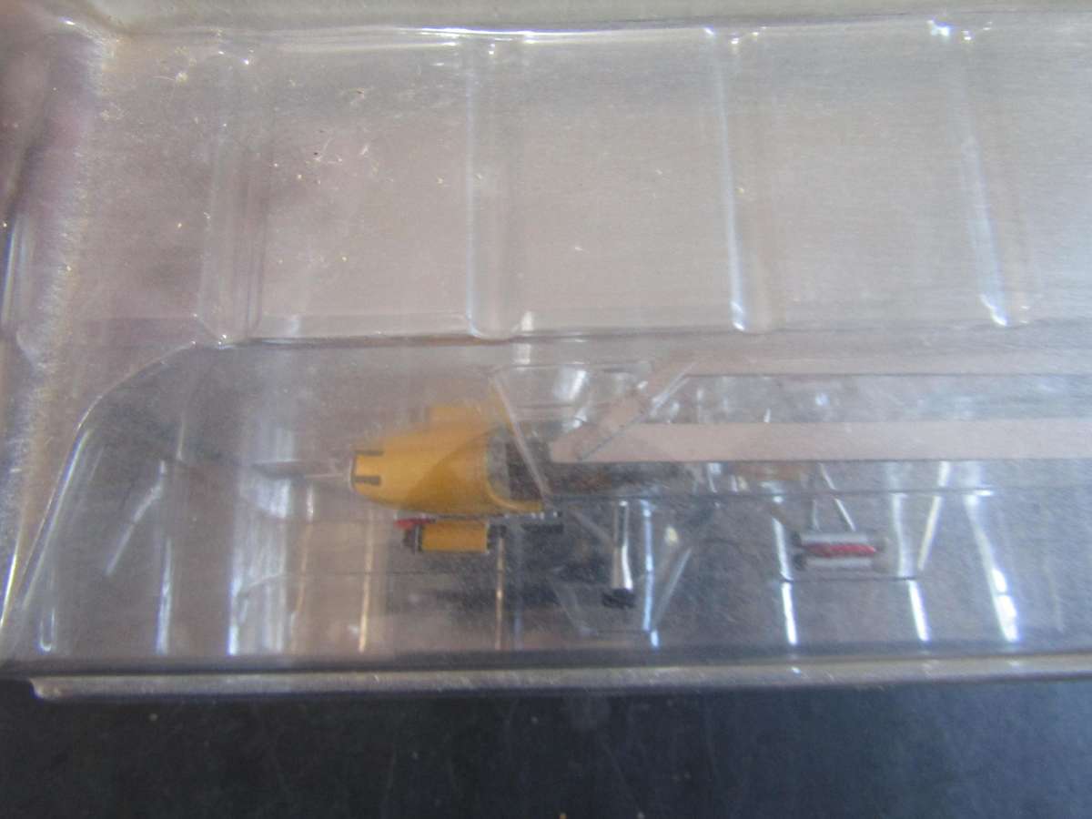 007 Little Nellie Gyrocopter   - You Only Live Twice - scale 1/43. Sealed.