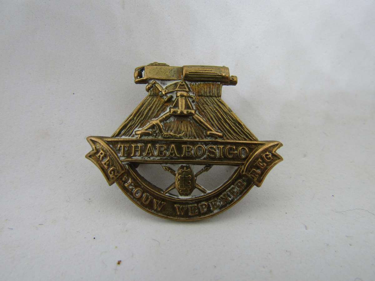 SADF Regiment Louw Wepenaar Collar Badge 3cm across