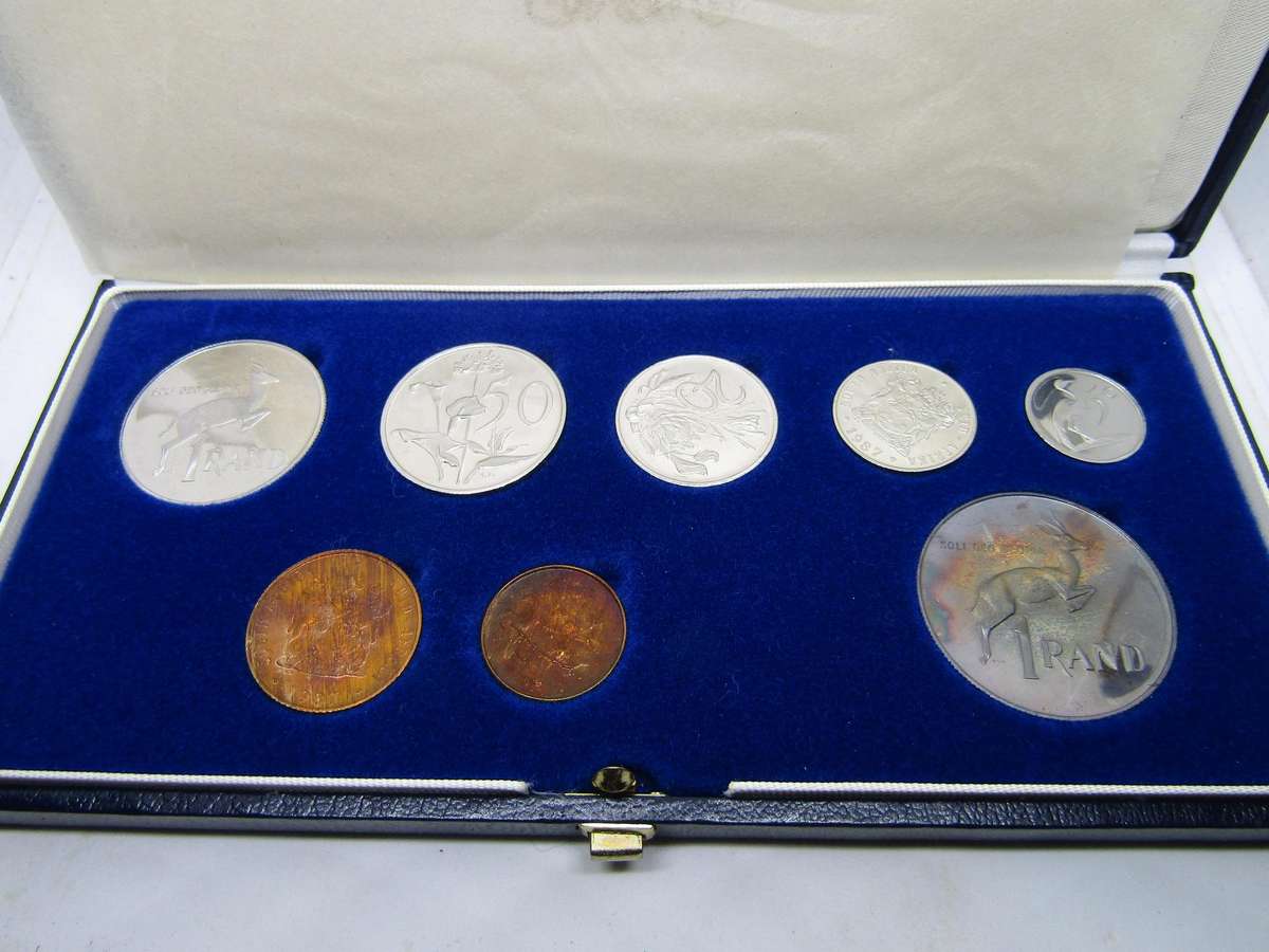 Proof South African 1987 Proof set with Silver R1 in SAM box