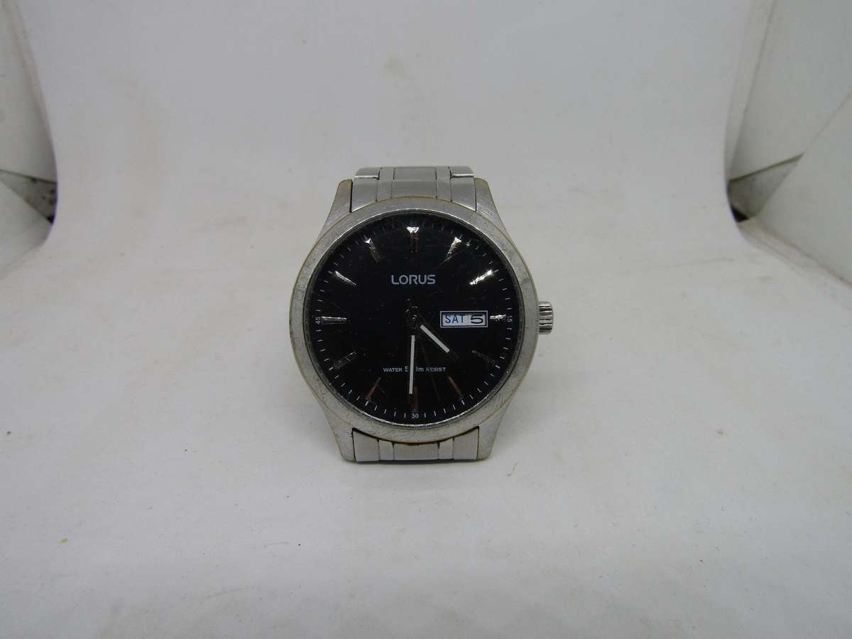 Lorus Gentleman Dress watch  Day Date. Works