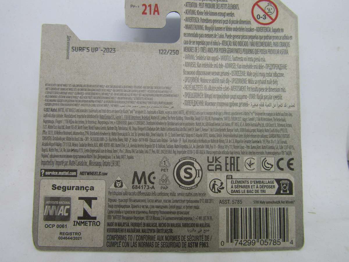 2021 Hotwheels - Surf N Turf Sealed  Scale 1:64