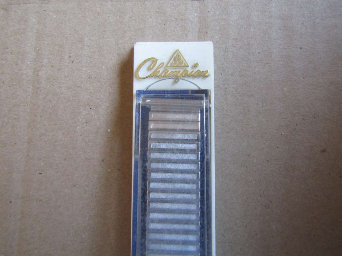 New Old Stock Men's watch Bracelet 1.5cm across. 2 cm at pin (BAG B)