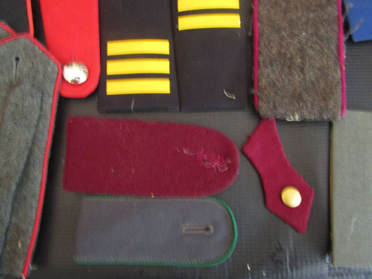 Various SADF and World Shoulder Ranks. All for 1 winning Bid