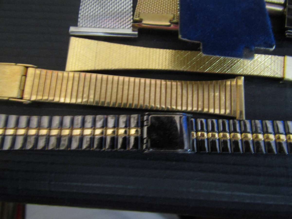 Various Ladies and Men's Wrist Watch bands