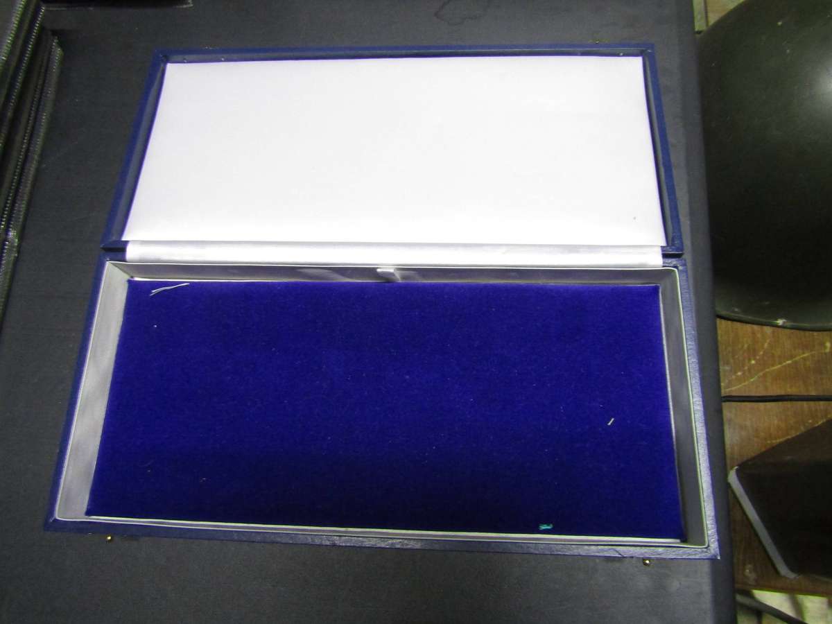 Various ABO WW1 WW2 Medal display Boxes