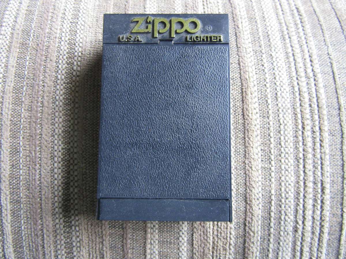 Zippo Regular Brush Finnish Men's Flip Lighter In Original Box