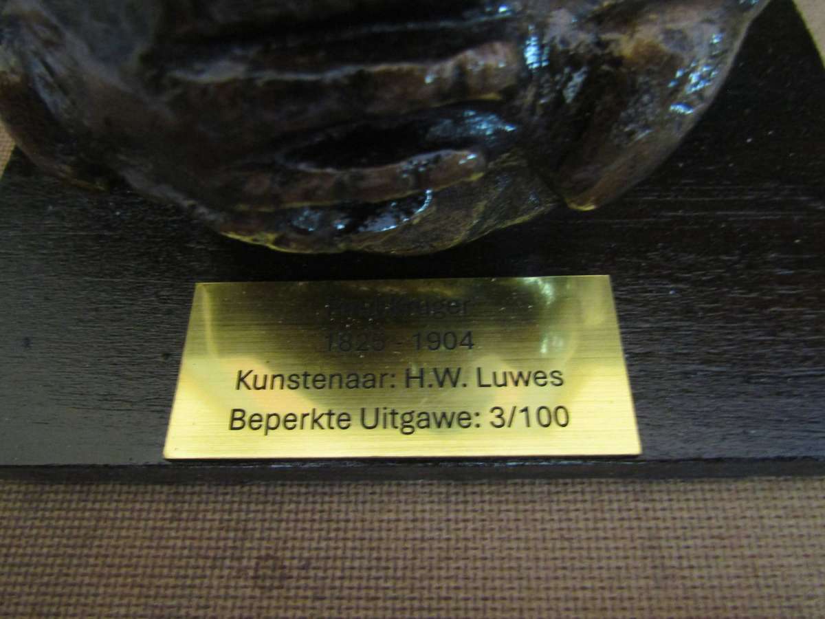 Paul Kruger By HW Luwes. Nr. 3/100 . 20cm x 16cm