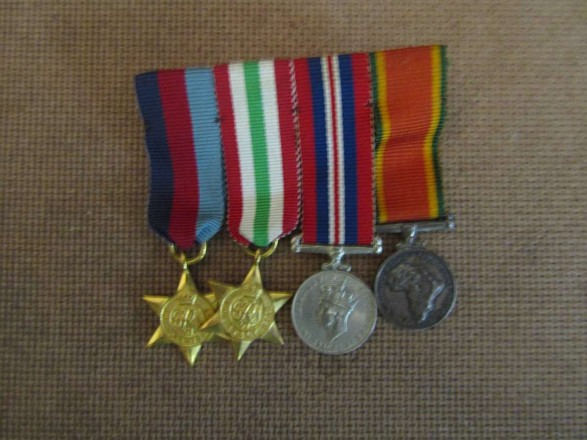 WW 2 Miniature Medal Group