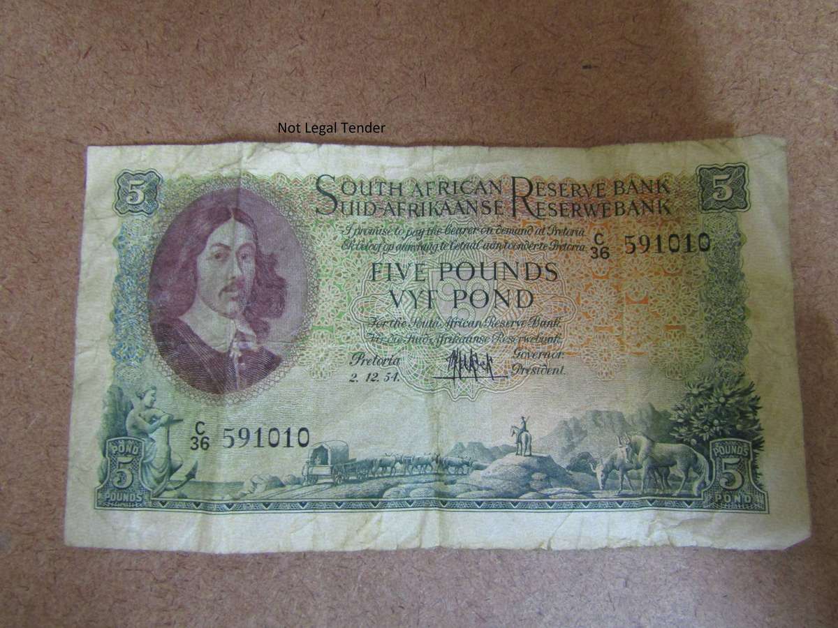 1954 M H de Kock 3rd issue Eng/Afr Five Pound Banknote (C36)