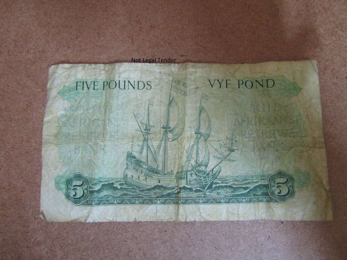 1954 M H de Kock 3rd issue Eng/Afr Five Pound Banknote (C36)